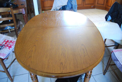table en chene 300 Saint-Julien-de-Concelles (44)
