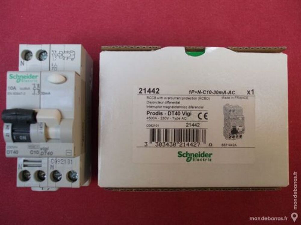 21442 DISJONCTEUR VIGI DT40 10A 1P+N 30mA AC Bricolage