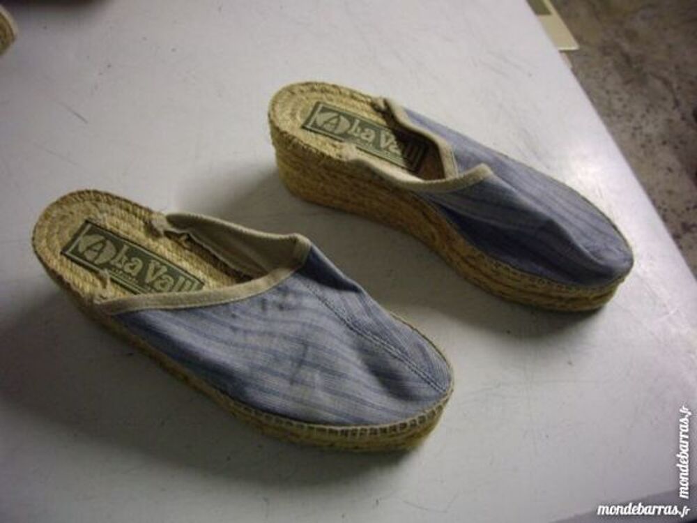 Sabots en espadrilles pt 34 en bleu ray&eacute; Chaussures