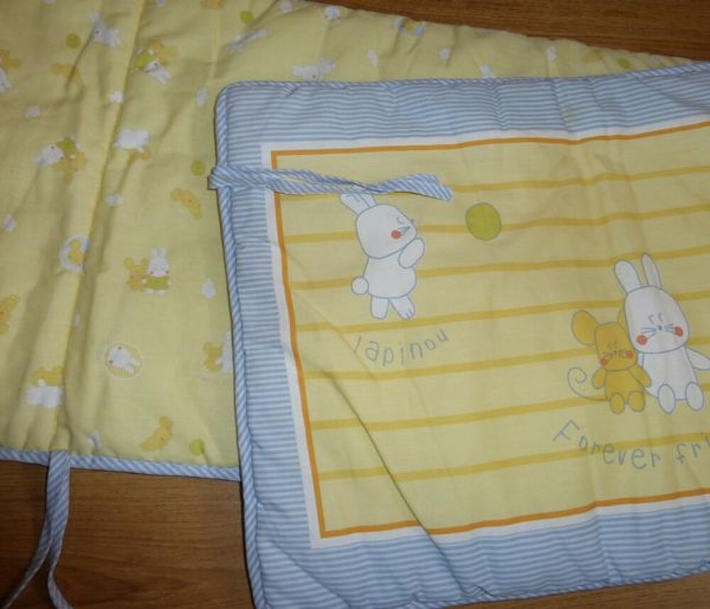 DEMI-TOUR DE LIT BEBE "lapins" Puériculture
