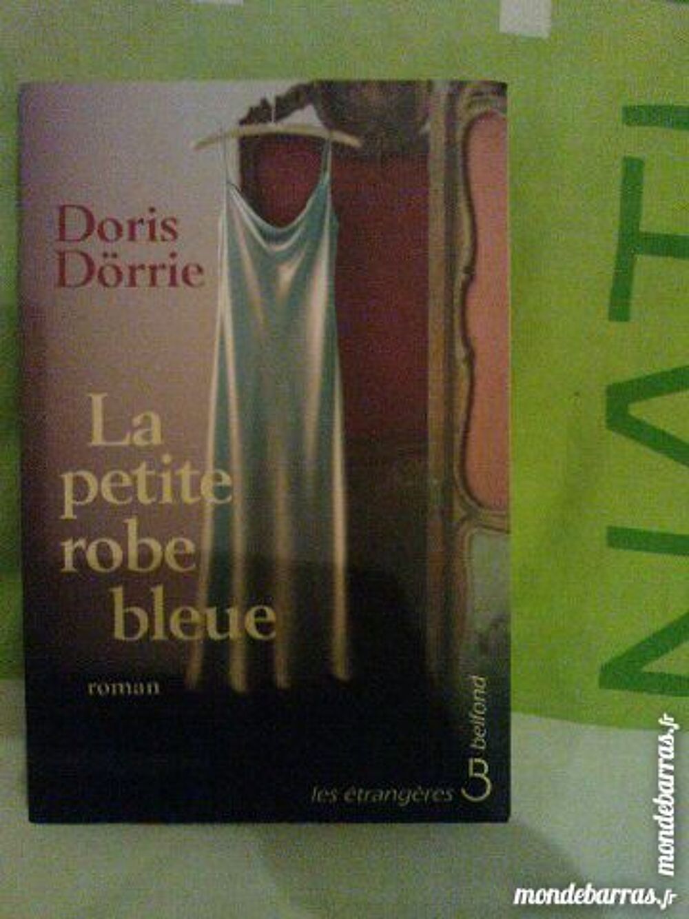 LIVRE: La petite robe bleue Livres et BD