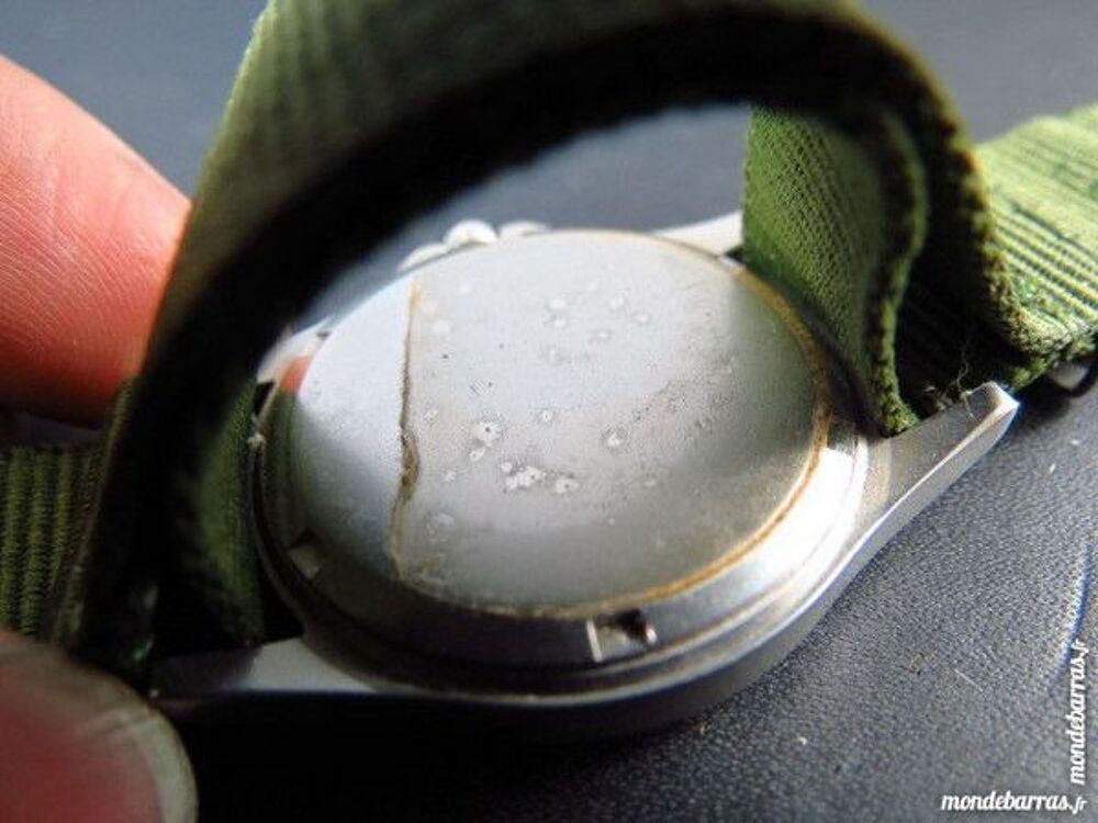 TRAFFIC KOWLOON ROYAL POLICE montre DIV0345 Bijoux et montres