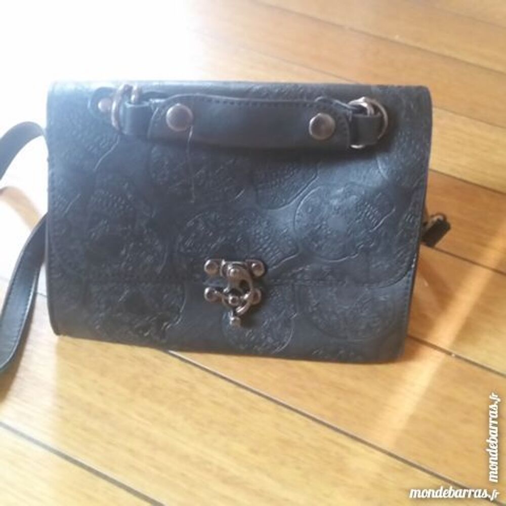 Sac IRON FIST - Manslayer Handbag Maroquinerie