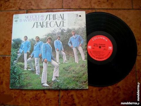 33 TOUR SPIRAL STARCASE More today than yesterday - ORIGINAL 30 Nantes (44)