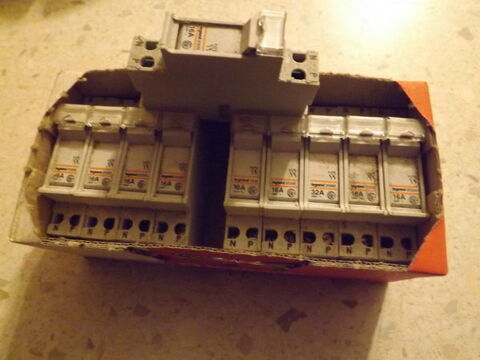 Porte fusible modulaire  cartouches  
10A.16A.20A.32A 20 trchy (91)