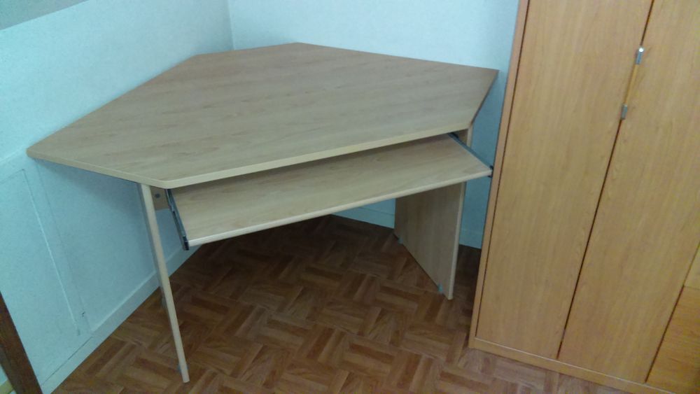 BUREAU D'ANGLE Meubles