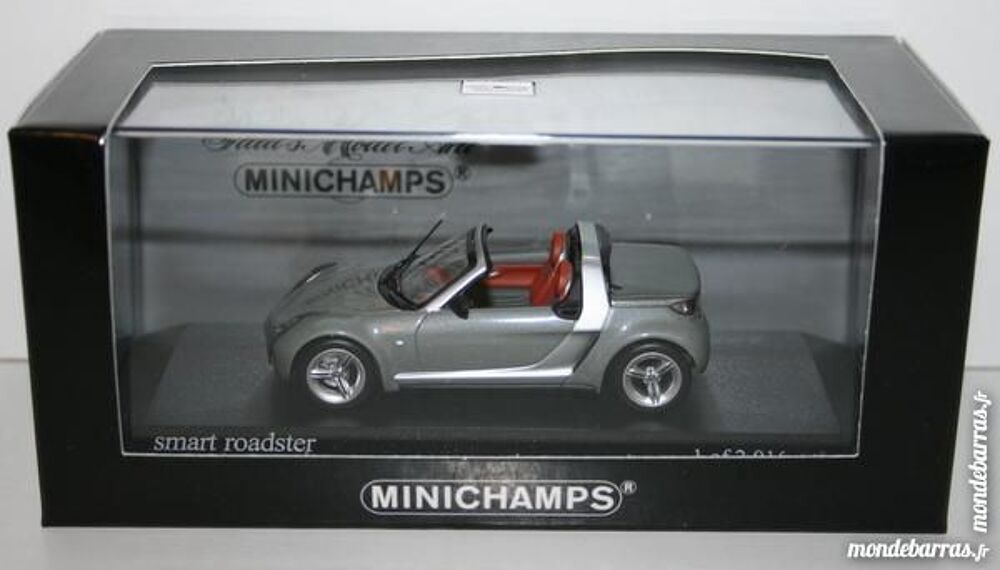 Smart Roadster gris 1/43 Minichamps Neuf Boite Jeux / jouets