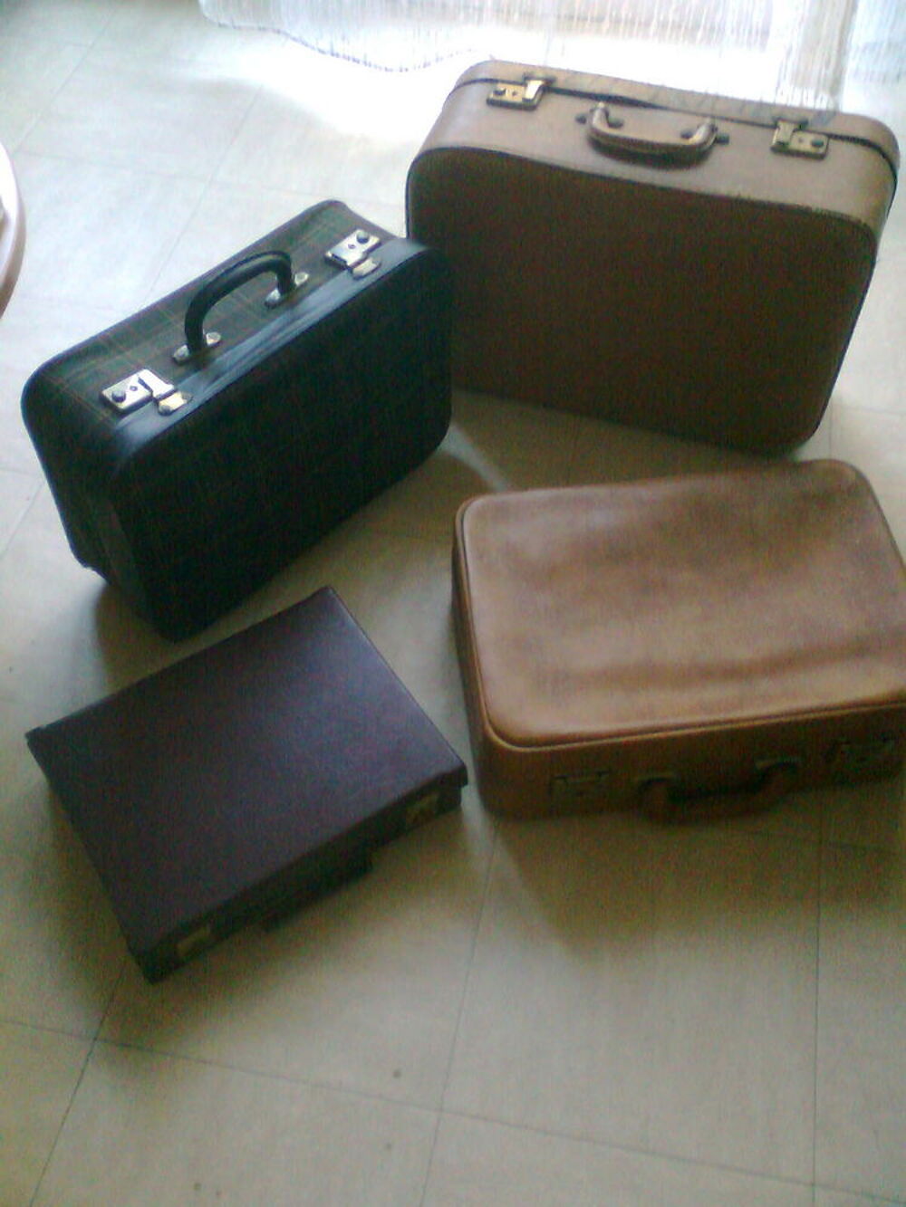 VALISES anciennes - zoe Maroquinerie