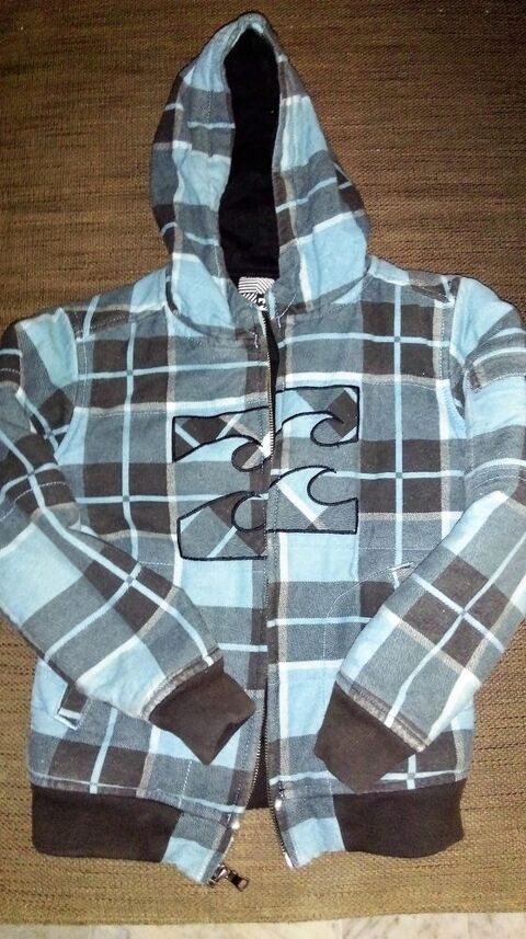 Veste capuche bilbalong 8 ans tat correct 10 Marseille 9 (13)