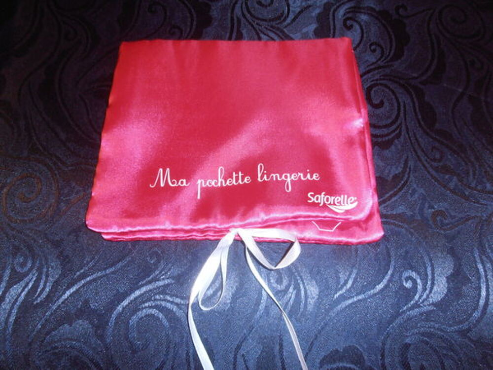 Sac sous-v&ecirc;tements (77) Vêtements