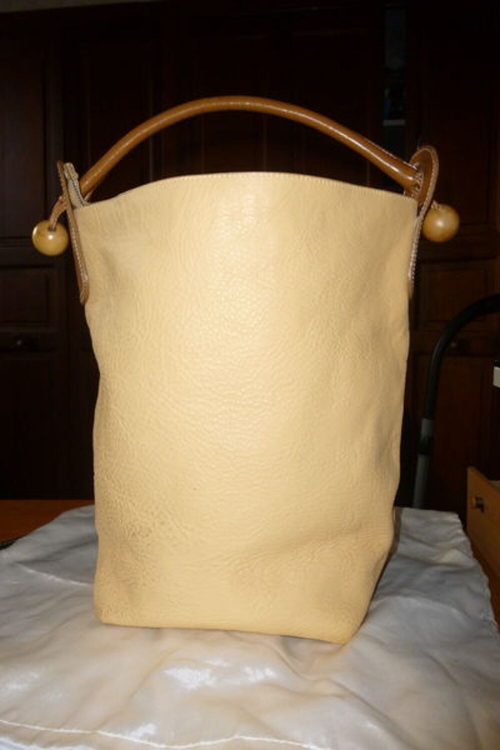 sac &agrave; main cuir v&eacute;ritable furla Maroquinerie