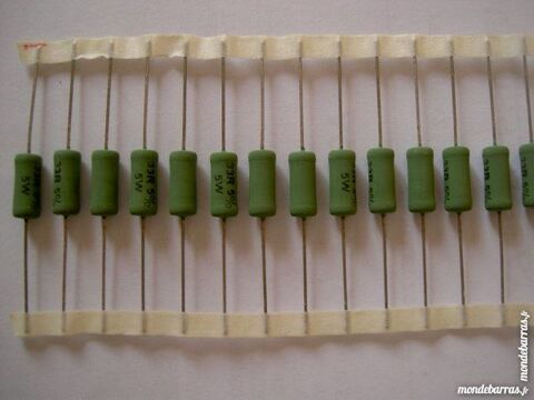 LOT 30 rsistances 33 OHMS 5 Watts 5 Fournet-Blancheroche (25)