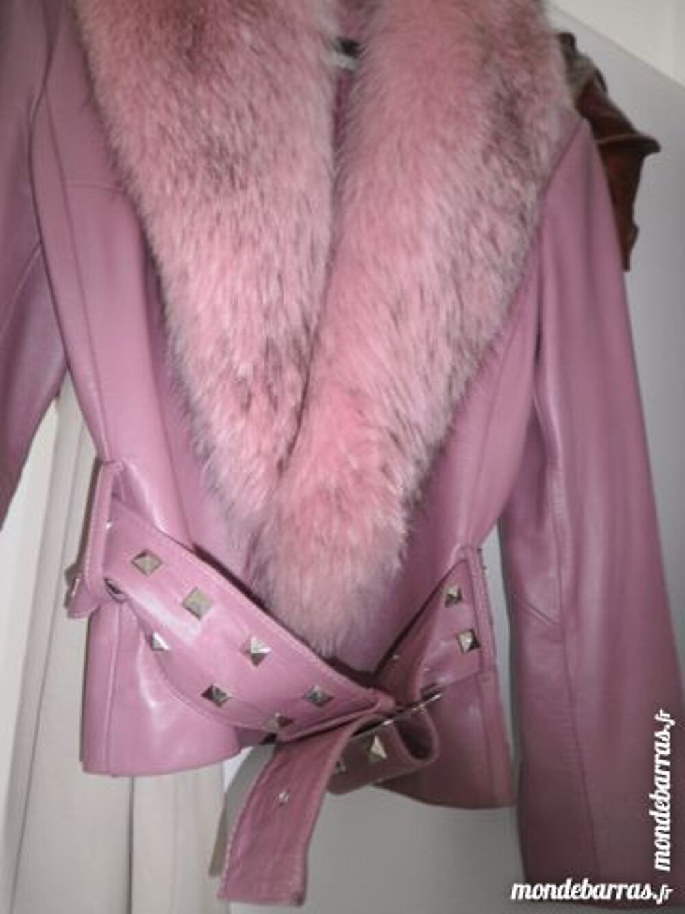 VESTE CUIR ROSE Vêtements