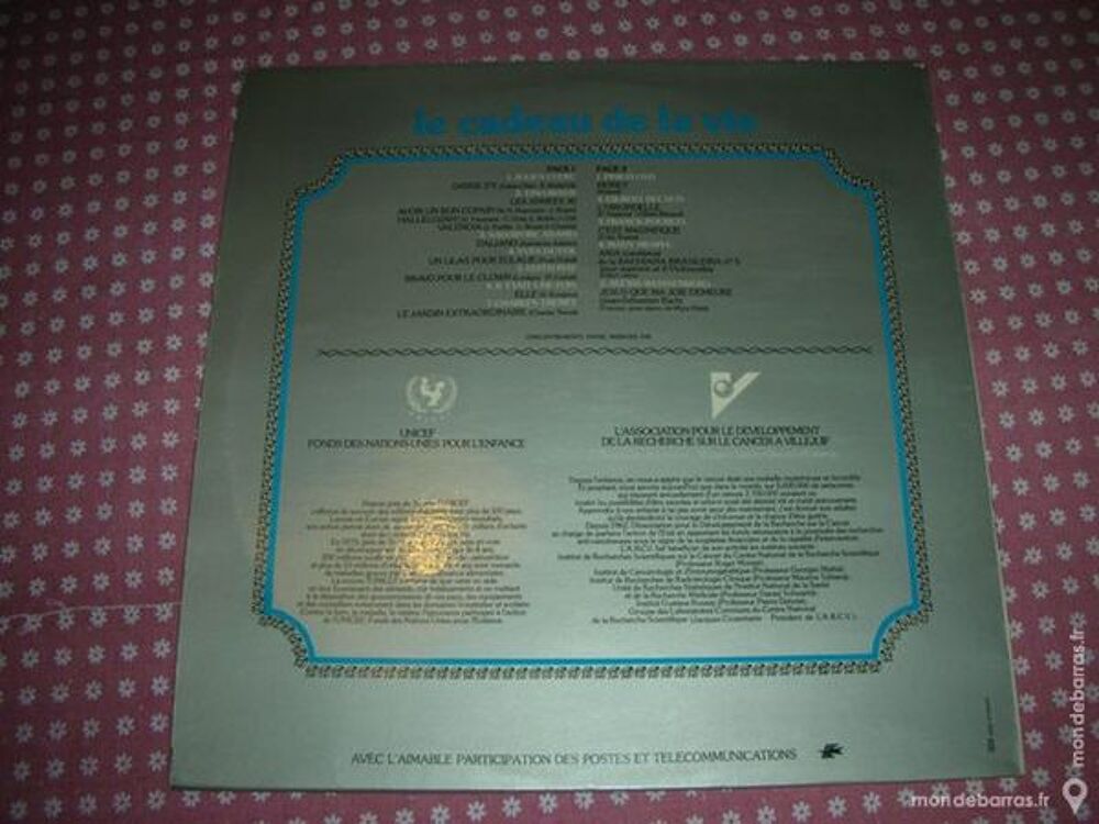 LE CADEAU DE LA VIE 1977, vinyle, 33 ts CD et vinyles