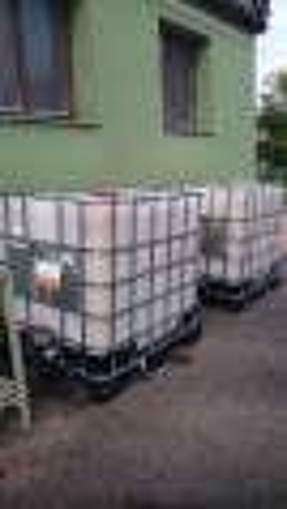 Conteneur a eau 1000 l Jardin