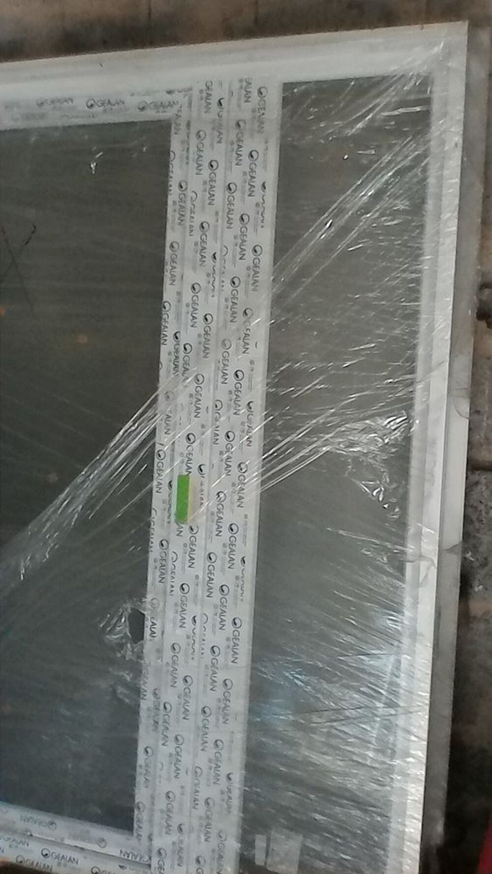 Fen&ecirc;tre PVC dble vitrage oscillo-battante Bricolage