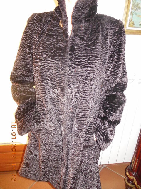 veste 35 La Cadire-d'Azur (83)