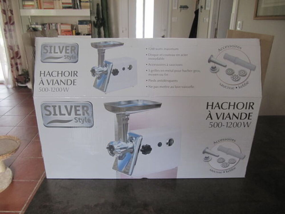 VD HACHOIR ELECTRIQUE TOUTES VIANDES Electroménager