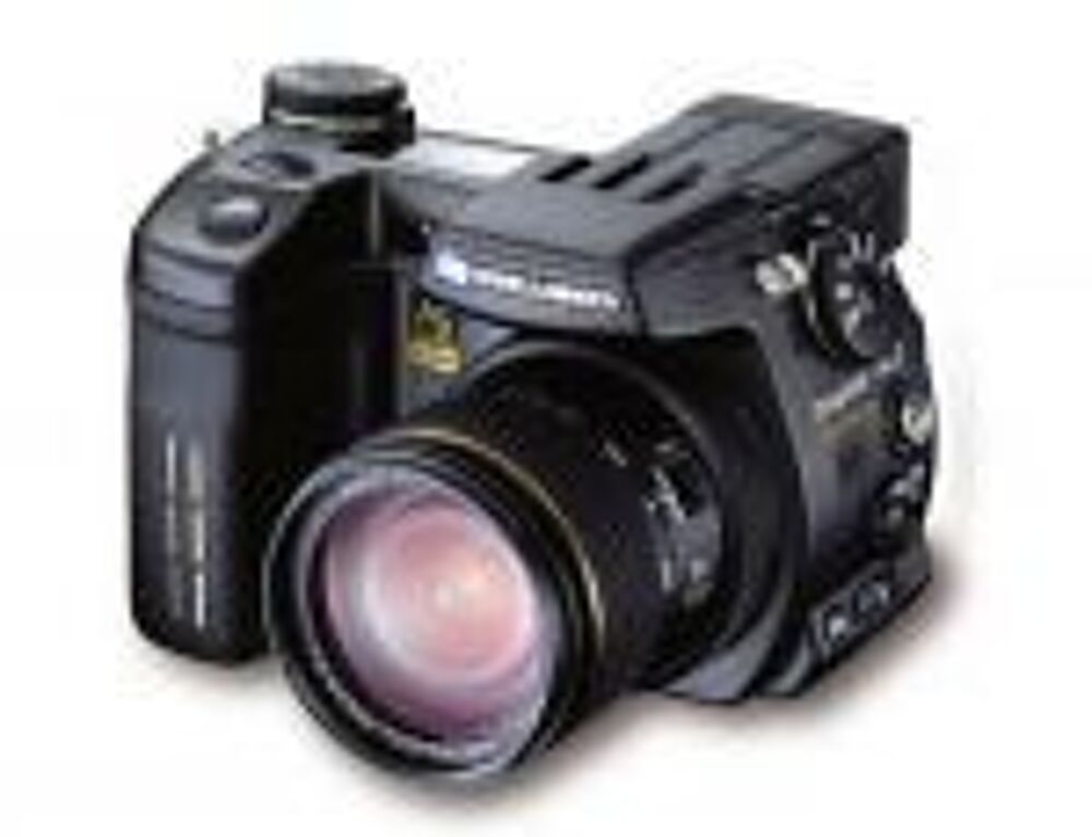 Appareil photo num&eacute;rique MINOLTA DIMAGE A200 Photos/Video/TV