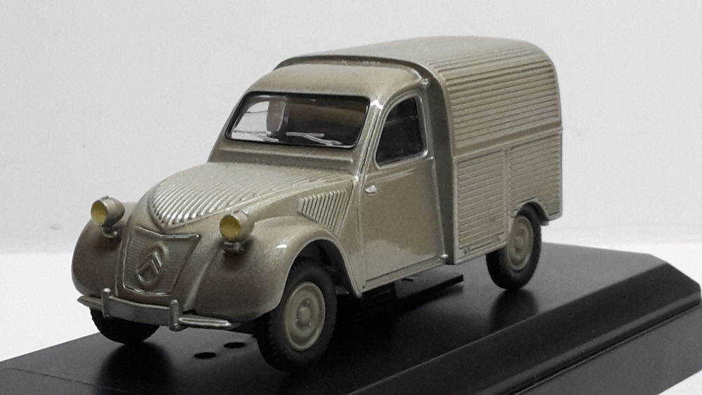 Citro&euml;n 2 CV fourgonnette 1951 