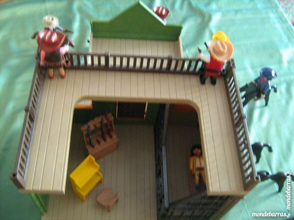 PLAYMOBIL MAISON SHERIFF ET BANDITS ET PLUS Jeux / jouets