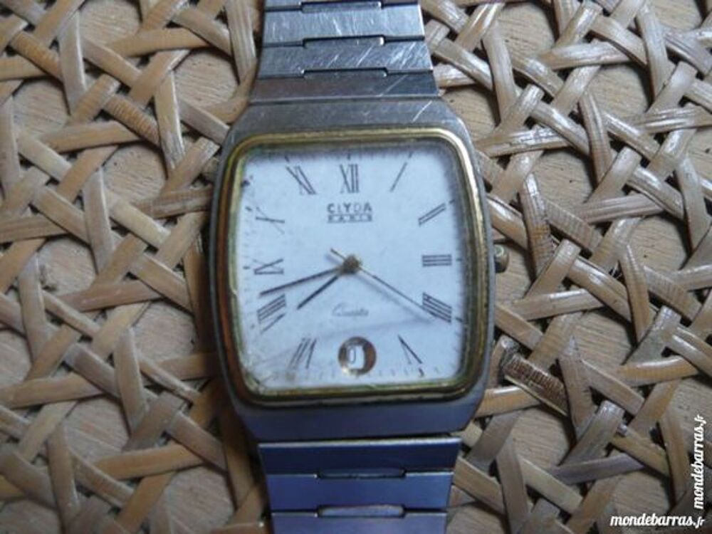 Montre Clyda Paris &eacute;tanche num&eacute;ro arri&egrave;re 0412 Bijoux et montres