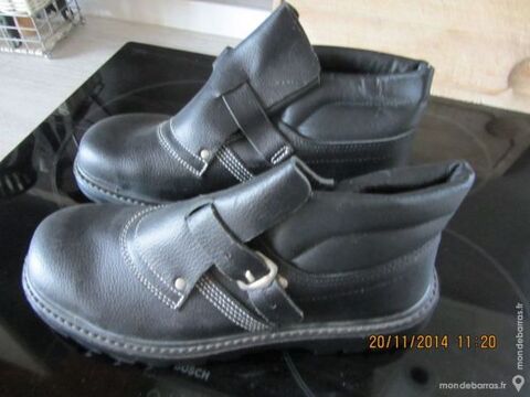 Chaussure scurit t. 47  - neuves 10 breuil (03)