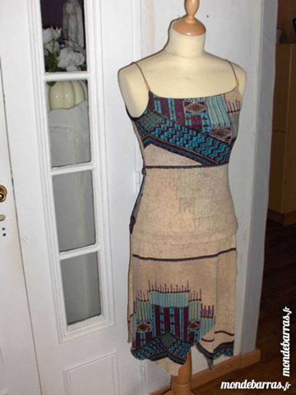 ROBE bretelles &laquo; RECTANGLE BLANC &raquo; 38/40 Vêtements