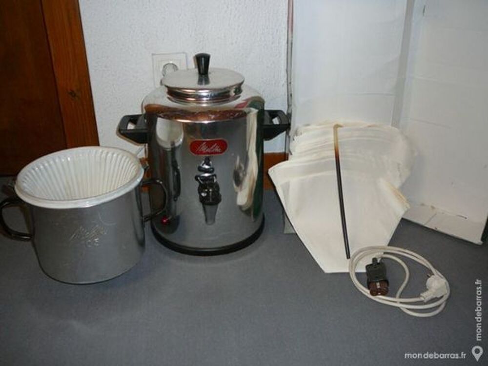 cafeti&egrave;re prof&eacute;ssionnelle ancienne Electroménager
