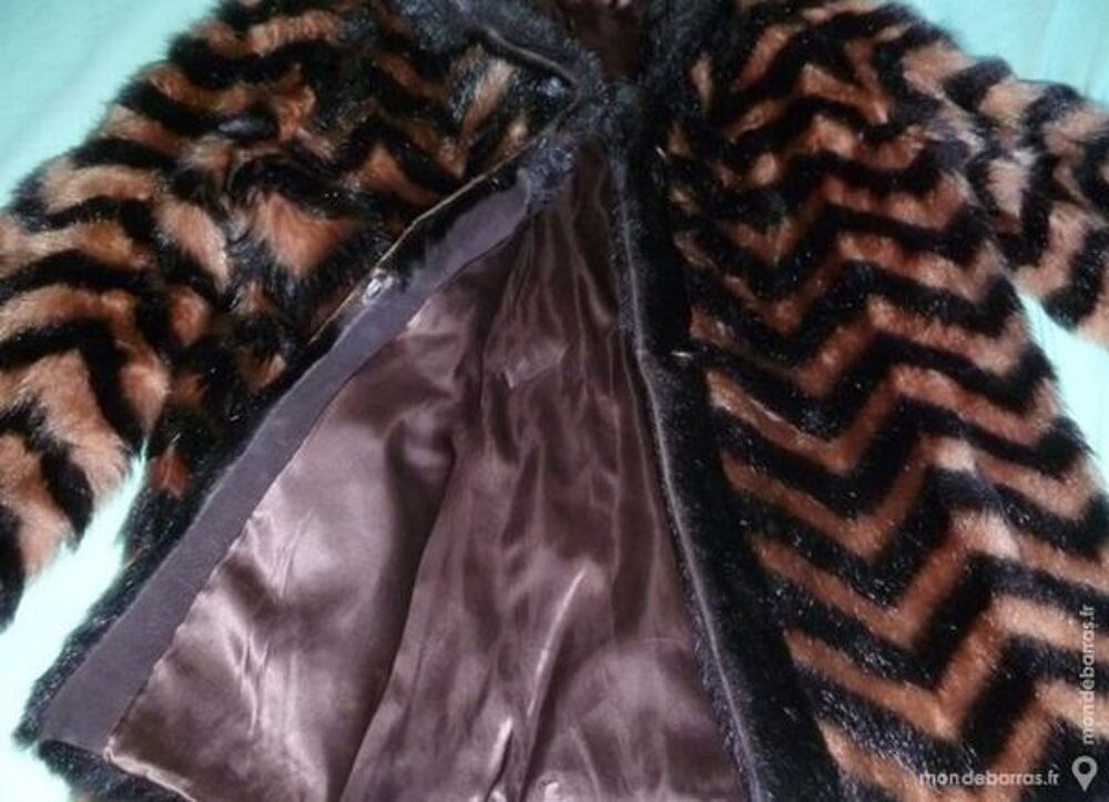 Veste imitation fourrure Vêtements