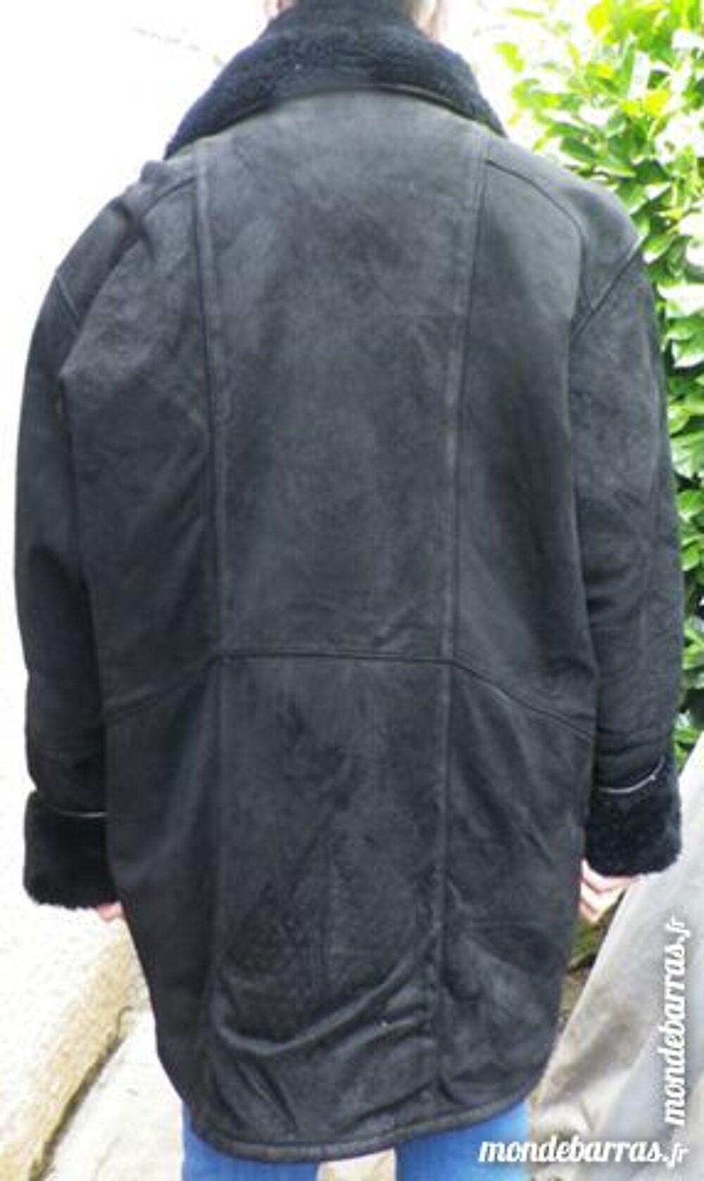 MANTEAU NOIR CROUTE DE PORC TAILLE 46 Vêtements