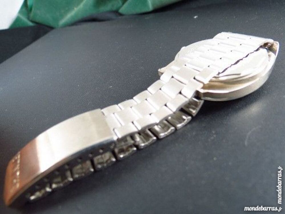 CHUNLEI montre Chinoise m&eacute;canique DIV0412 Bijoux et montres