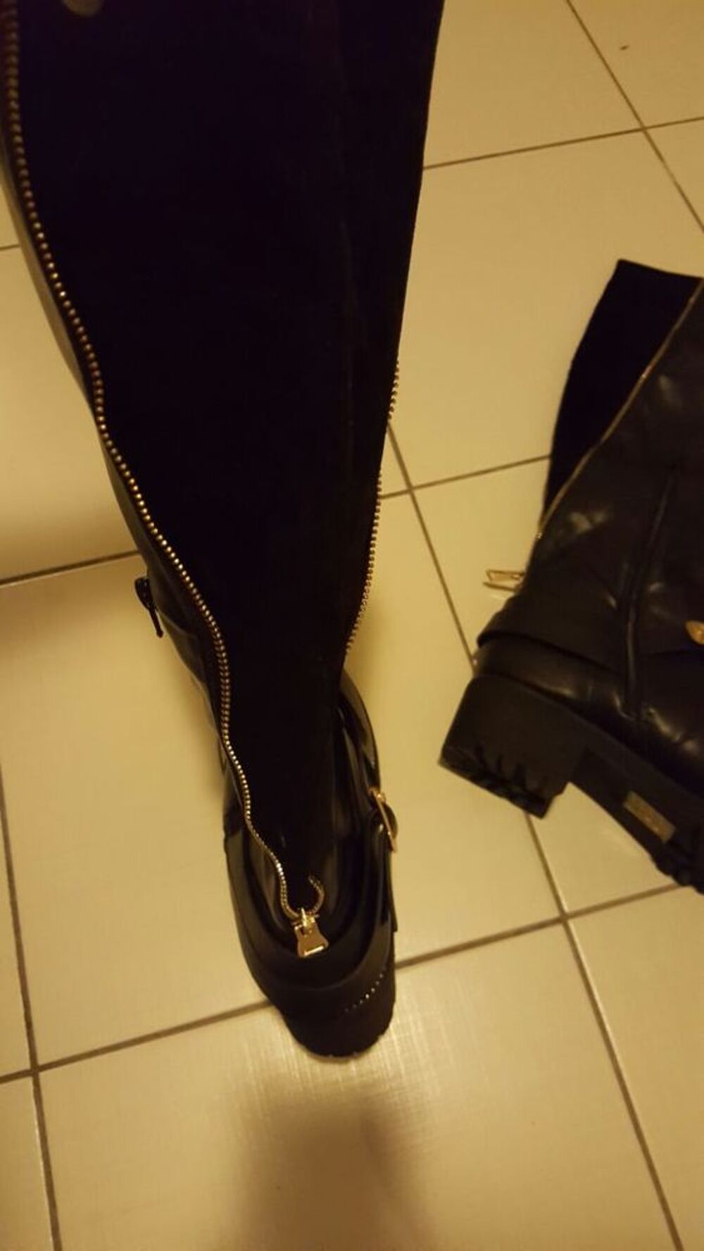 Bottes neuves Chaussures