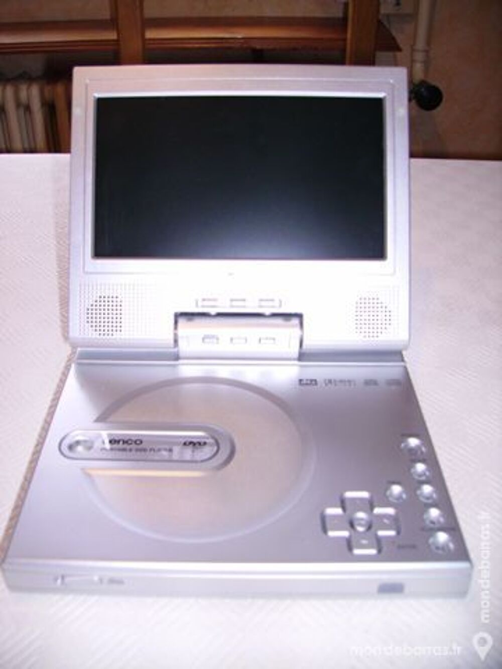 DVD PORTABLE &laquo; Lenco &raquo; DVD et blu-ray