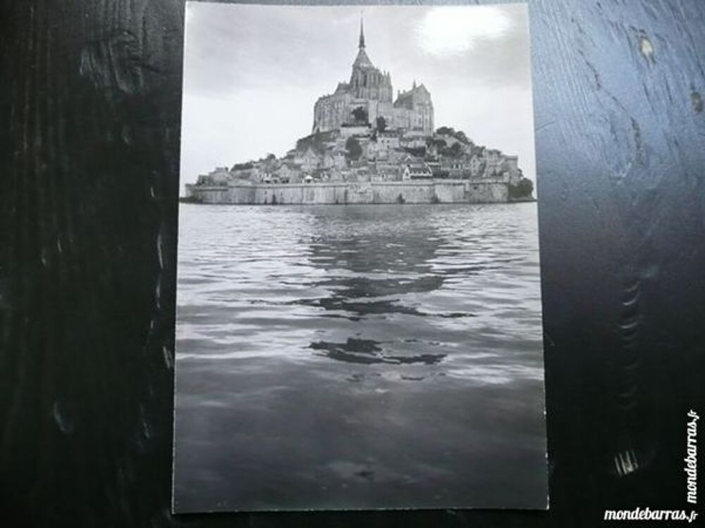 Belle carte postale Le Mont St Michel Une Mar&eacute;e 