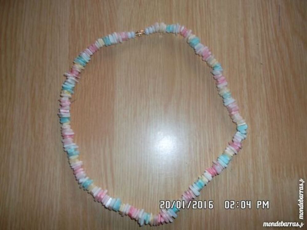 collier petits coquillages*juste 2e*kiki60230 Bijoux et montres