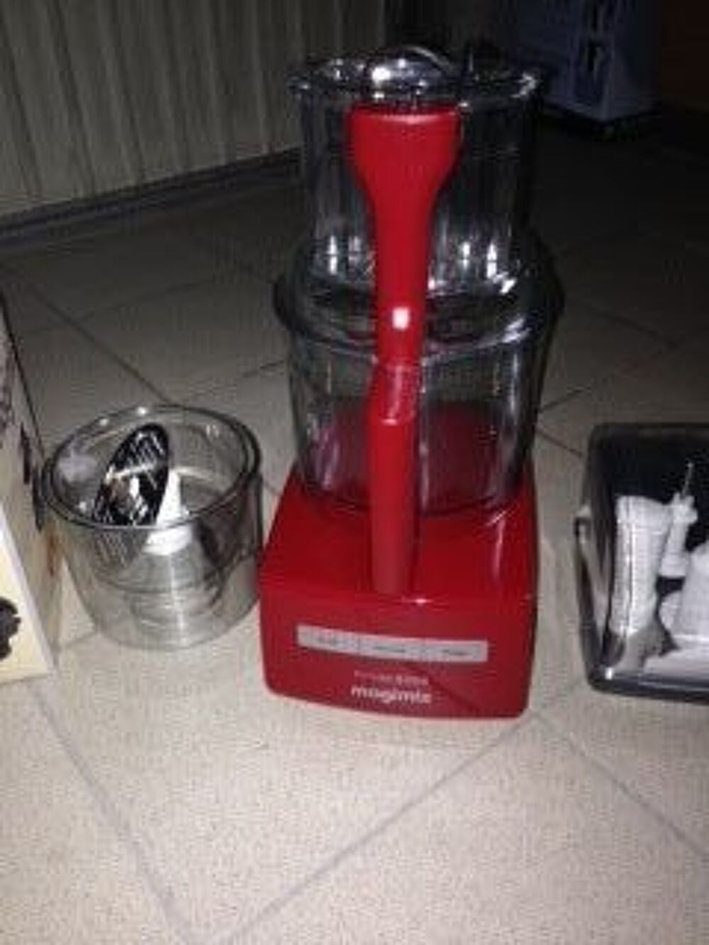 Robot multifonctions MAGIMIX 5200 XL rouge Electroménager