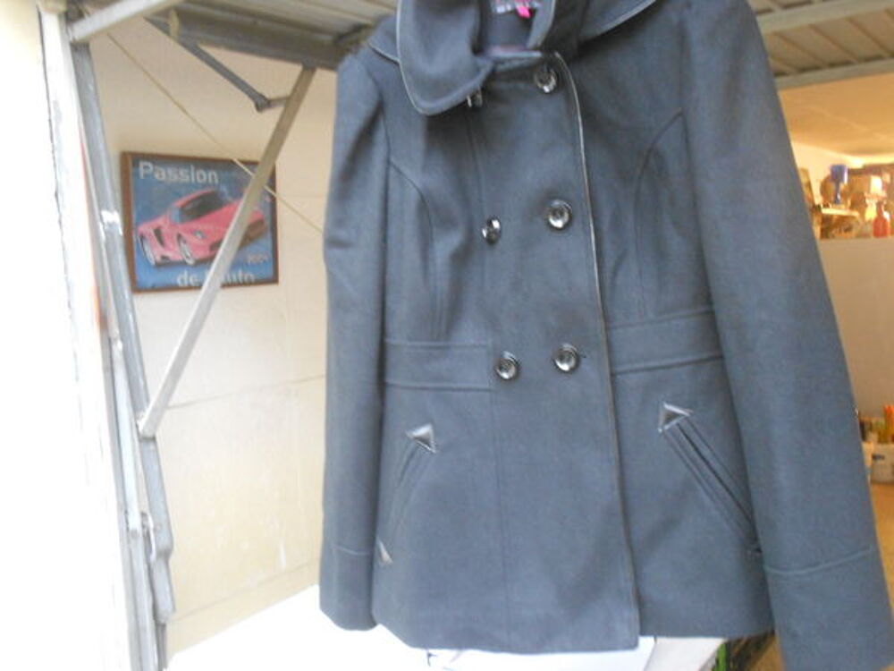 VESTE TROIS QUART POUR FEMMES Vêtements