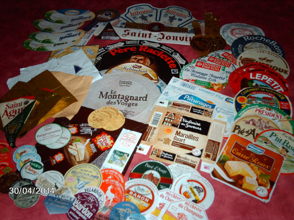 colection de de&ccedil;u de couvercles de fromages 
