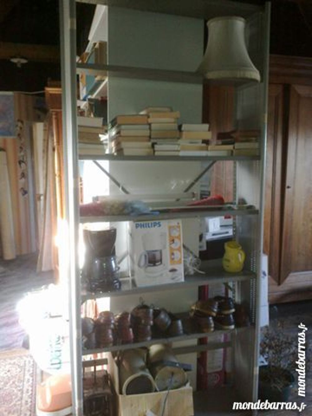 ETAGERE METALLIQUE Meubles