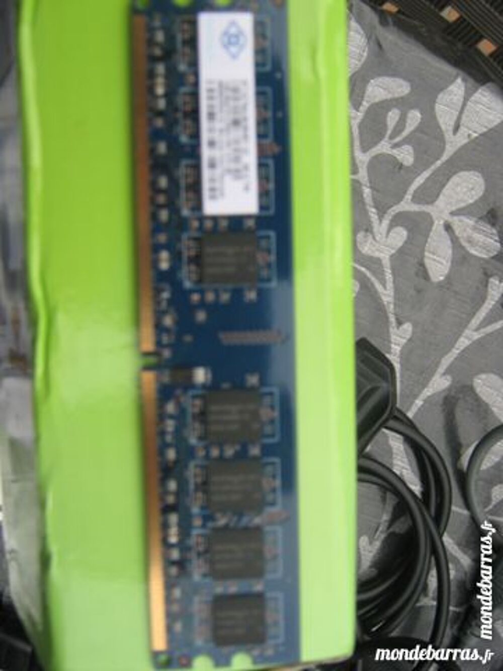 m&eacute;moires ordinateur pc 2, 1GB -DDR2 Matériel informatique