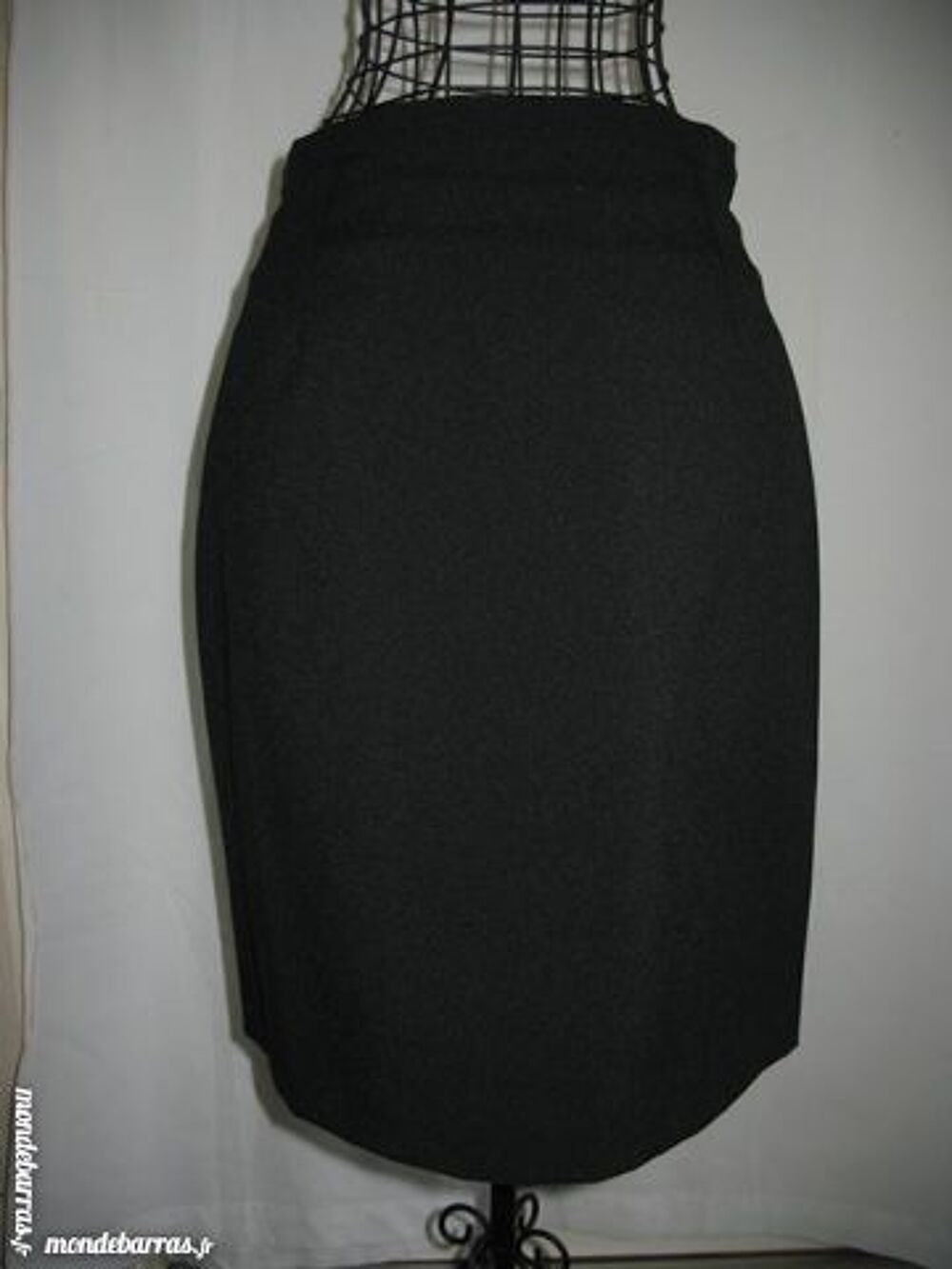 Jupe droite en polyester noir - T38 Vêtements