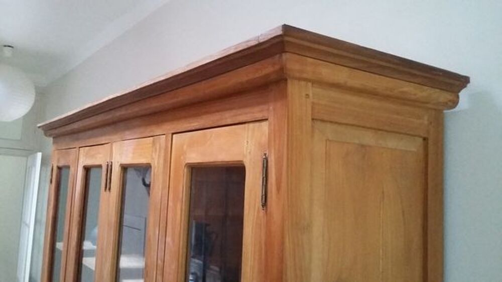 Buffet vitr&eacute; bois massif Meubles