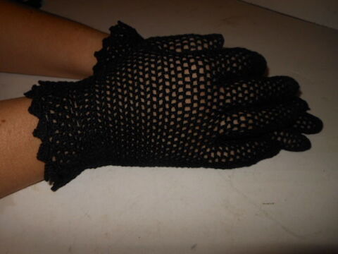 gants au crochet uni pa44 12 Grzieu-la-Varenne (69)