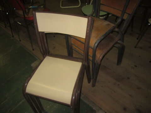 6 chaises MULLCA adulte 60 Le Creusot (71)