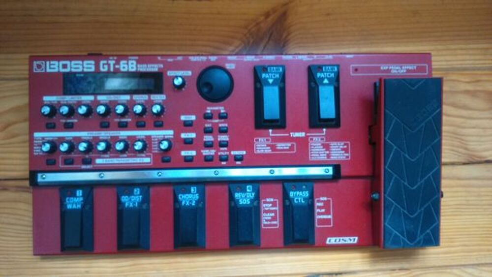 Multi-&eacute;ffets basse, GT6B Boss Instruments de musique