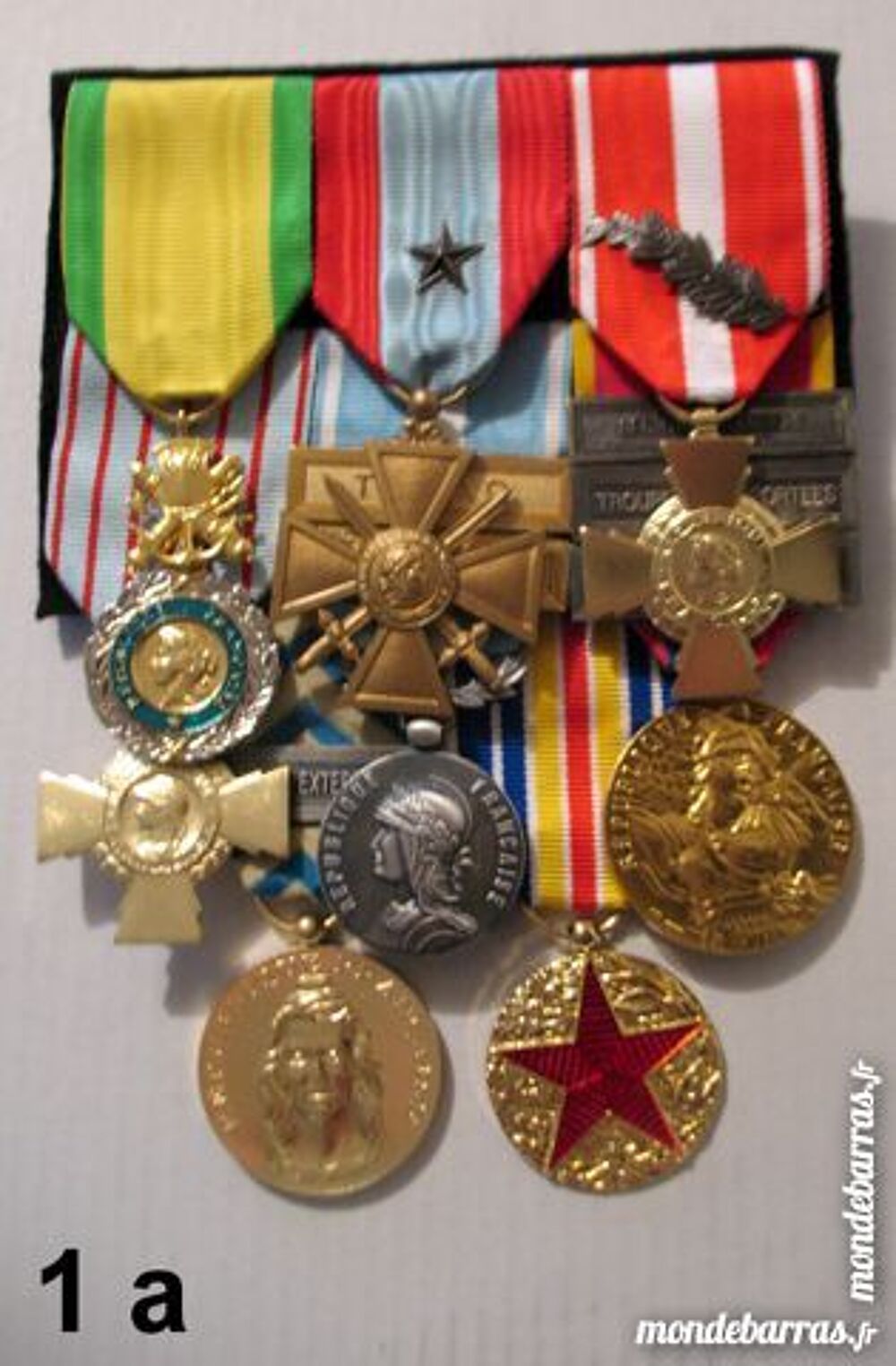 M&eacute;dailles Insignes Tissus Divers.... 