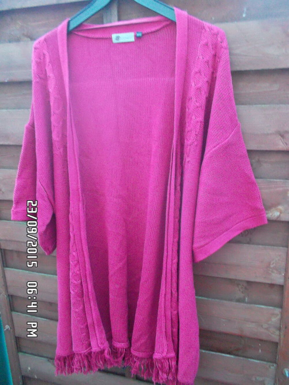 GILET ROSE T.50-52*JUSTE 5E*KIKI60230 Vêtements