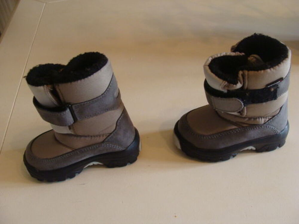 APRES SKIS GRIS, POINTURE 20 Chaussures enfants