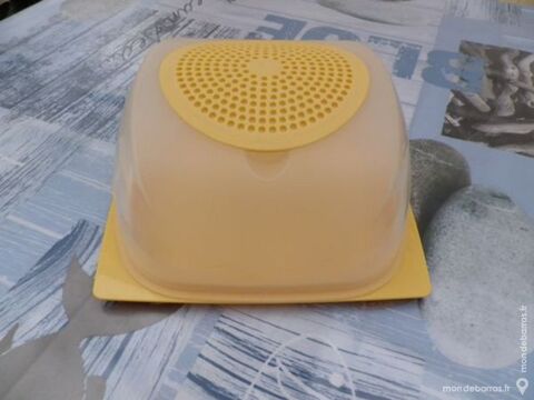 petite fromagere tupperware jaune 14 Montluon (03)